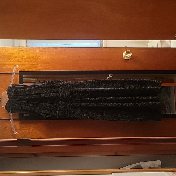 Dresd - Picture 3 of 4